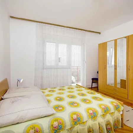 Apartment Josip