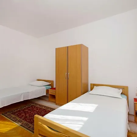 Apartment Josip Kastela